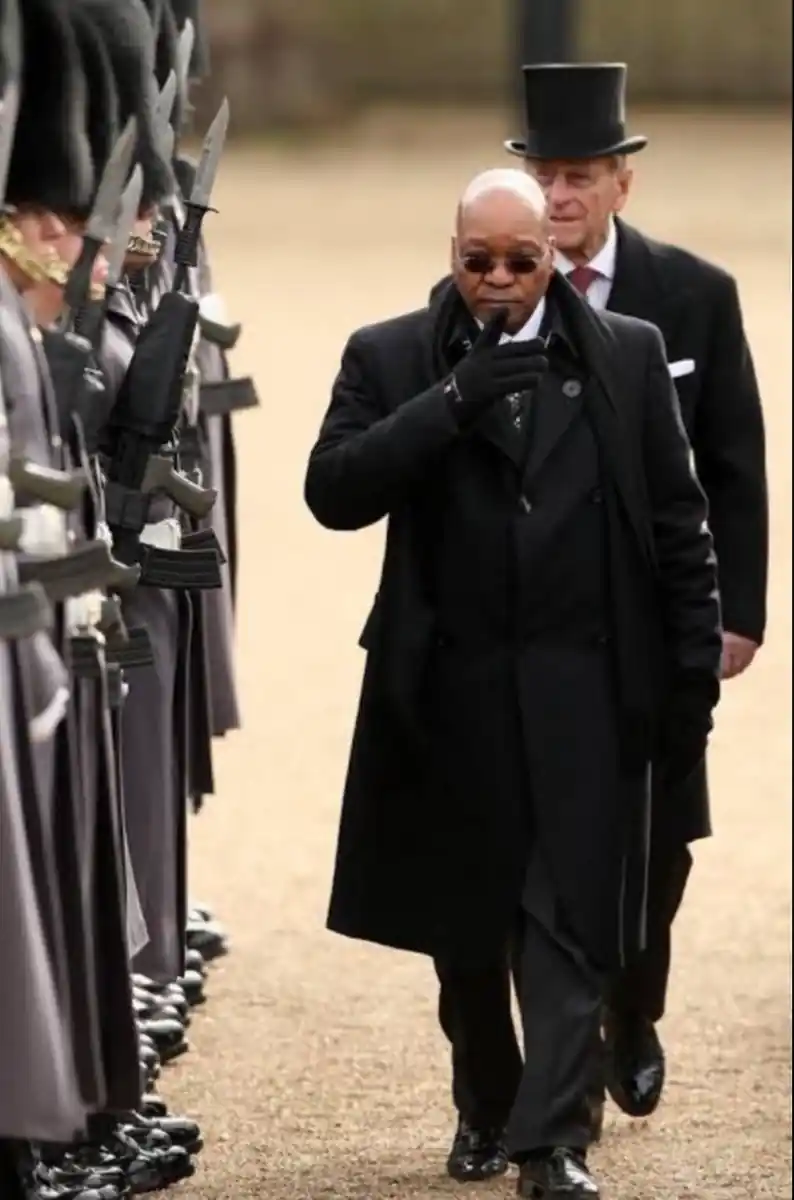 inscription 135fc70d1c2cad9c283a3f23be1ceaa0683ff63cde75b740107a3f7936063db9i0