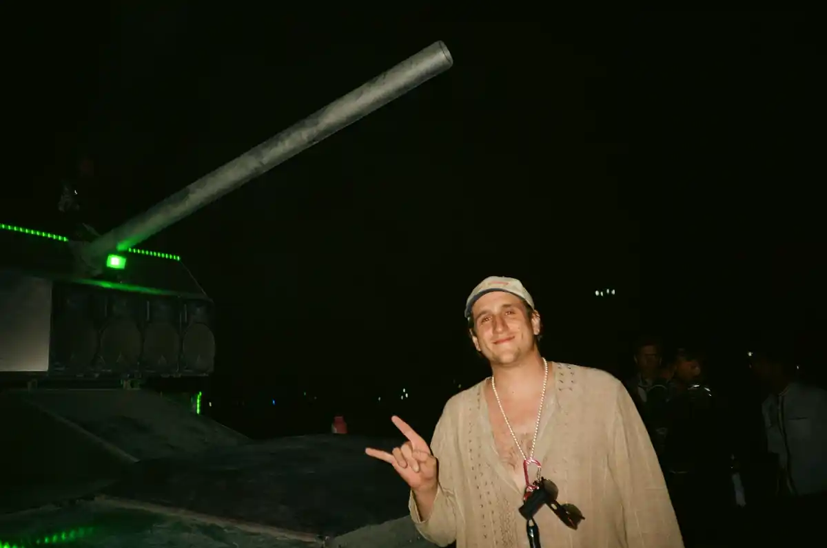 inscription 1999f1d74d29bb0414404b33a0a69e7090514c1c3c4df3e85fdc964bb8c77fa5i0