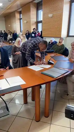 inscription 8fbfcfb1d6ecf2259cb4c039fafad1a4aba228cf9662eb1b8fce38fbd6e1be0bi0