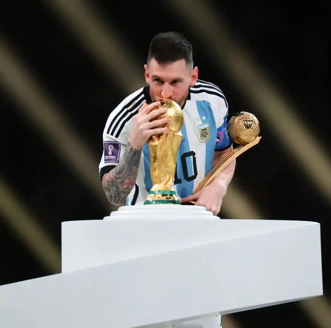 inscription bc5953027f0314c935a18c742c3bbca747b1a9d88fe3f3379bab560f20a4c349i0