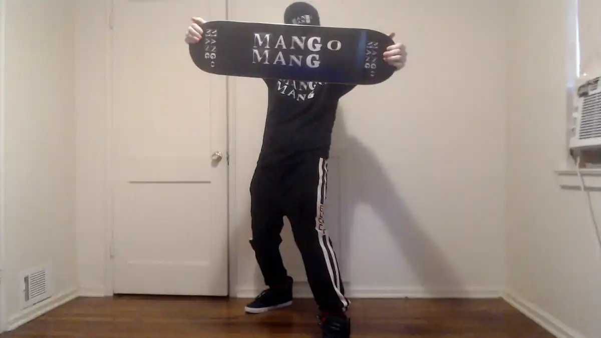 inscription e6c723d84bc4b6b7e348d663bd407c48041a819d19b8c4370a361115fb7ab360i0